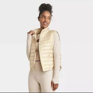 Women's Ivory Quilted Puffer Vest XL –‎ JoyLab Lightweight Relaxed Fit
